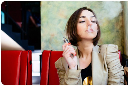 Quels types d'accessoires sont disponibles pour ma cigarette électronique ?